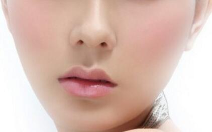 激光祛斑后反黑要怎么辦