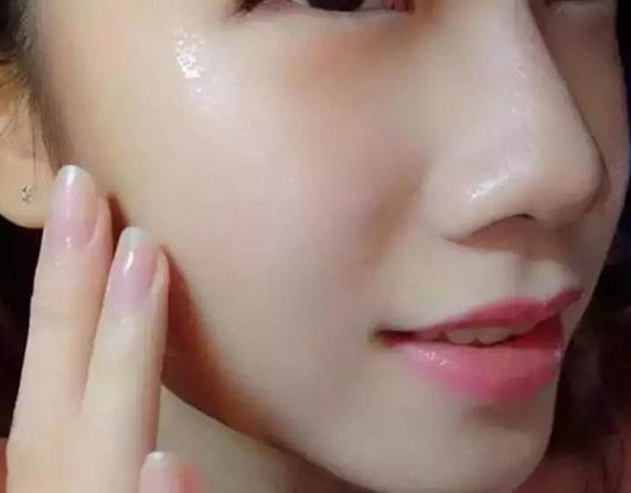 激光祛斑會(huì)影響上班嗎