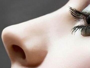 做假體隆鼻大概需要多少錢