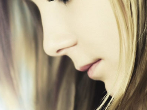 假體隆鼻可以保持多久