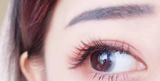 開(kāi)眼角手術(shù)一般需要多少錢(qián)