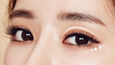割雙眼皮后多久看起來(lái)才自然