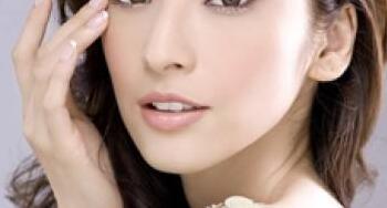 臉上的凹陷怎么辦